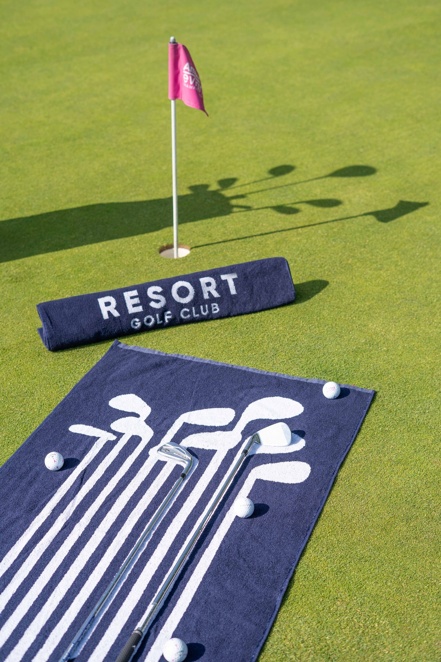 Serviette de plage Evian Resort Golf Club – Bleu marine