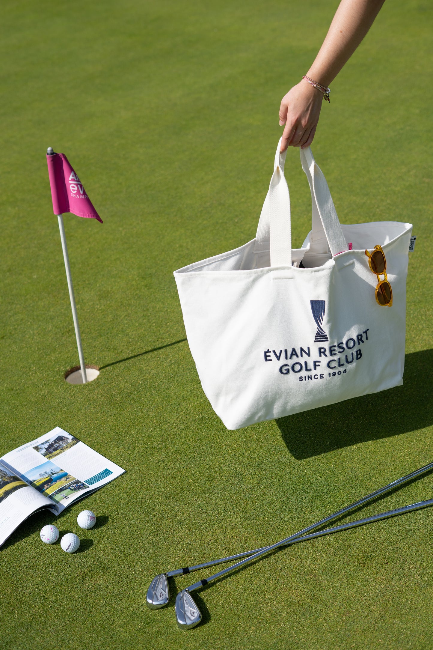Ecru beach bag - Evian Resort Golf Club / The Amundi Evian Championship